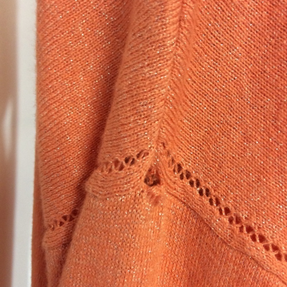 JENNIFER LOPEZ CORAL HI/LO SWEATER - Picture 2 of 7